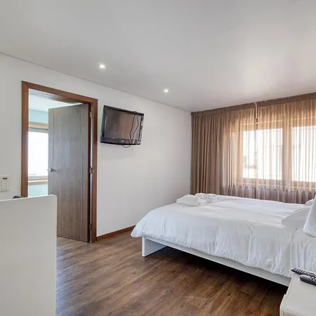 On Luxury House - Pool & Parking Holiday home Porto