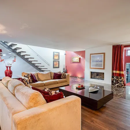 Feriehus On - Luxury House - Pool & Parking & Pet Friendly *