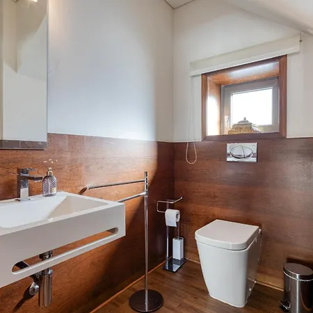On - Luxury House - Pool & Parking & Pet Friendly * Порту