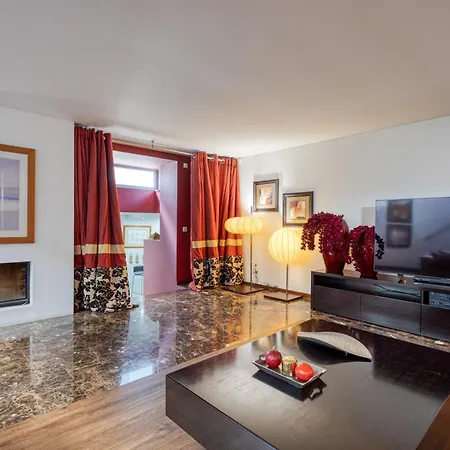 On Luxury House - Pool & Parking Holiday home