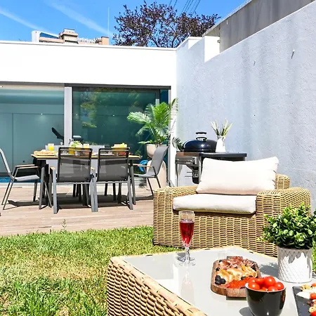 On - Luxury House - Pool & Parking & Pet Friendly